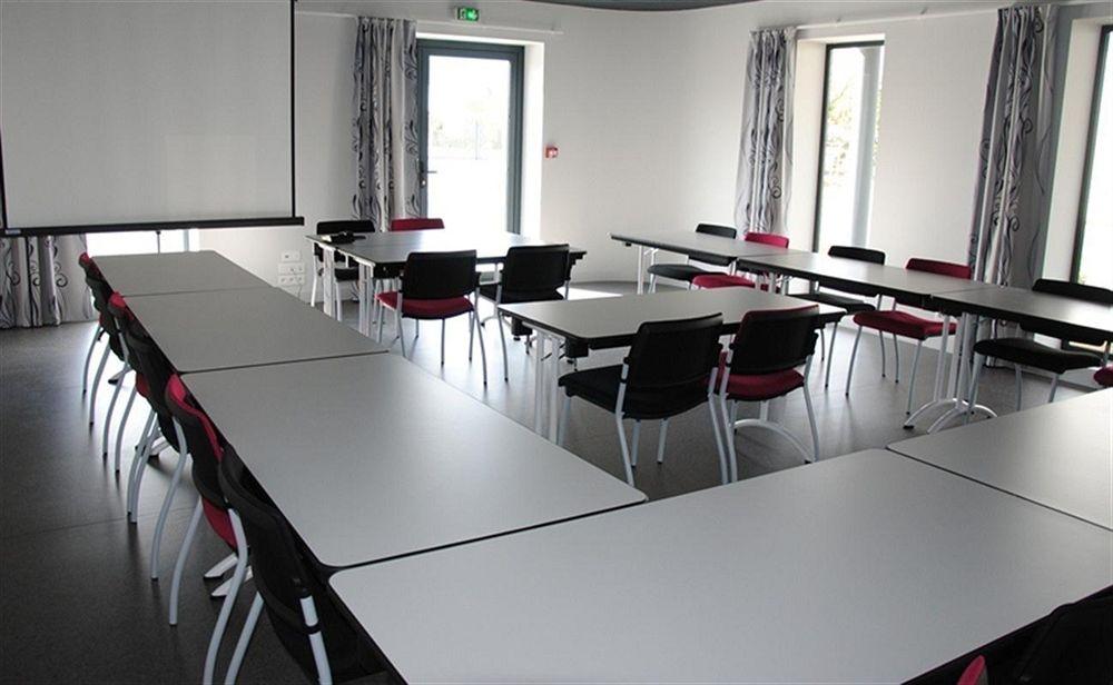 Brit Hotel Vendee Mer Les Achards  Bagian luar foto