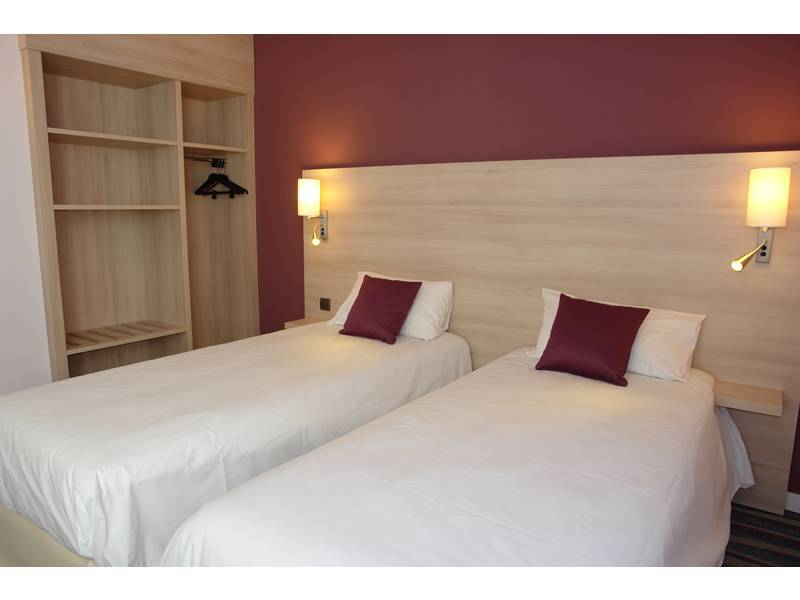 Brit Hotel Vendee Mer Les Achards  Bagian luar foto