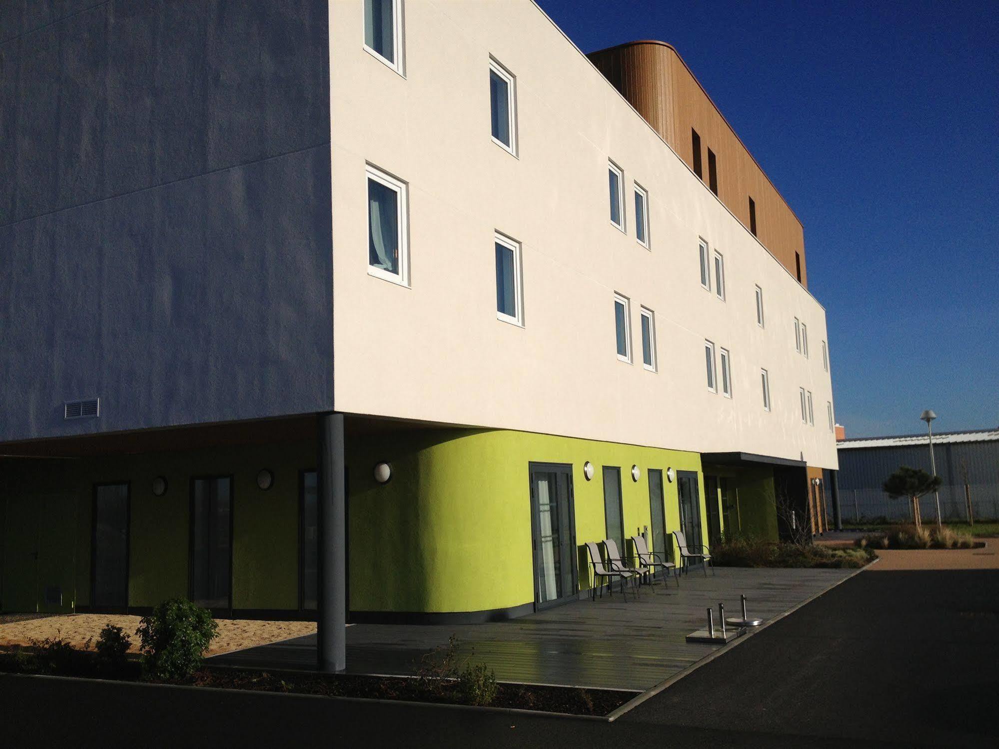 Brit Hotel Vendee Mer Les Achards  Bagian luar foto